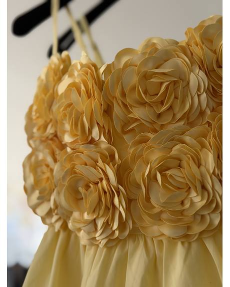Handycraft — Vestido curto amarelo flores (Detalhe)