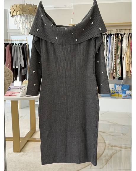 Guess — Vestido cinza malha ombros descaídos (Na loja)